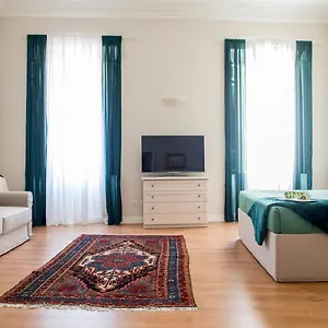 Sweet Dream Cavour Apartment Rome